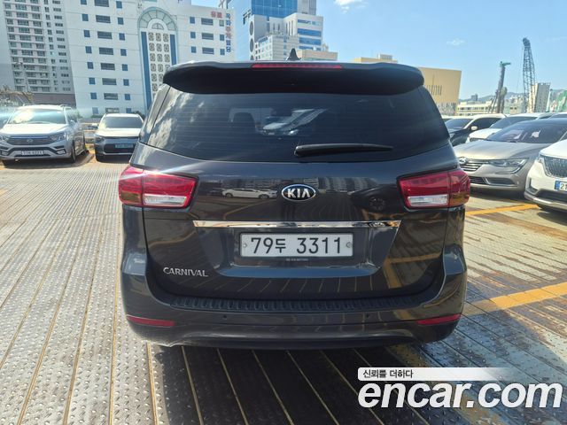 Kia Carnival из Кореи Encar