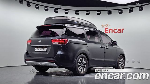 Kia Carnival из Кореи Encar