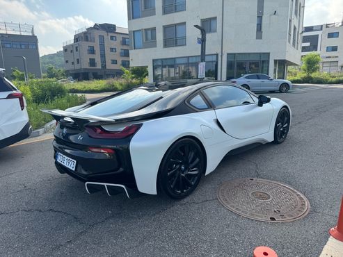 BMW i8 Coupe — пробег 151 000 км — фото 5 из 5