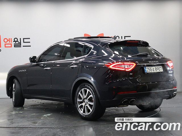 Maserati Levante из Кореи Encar