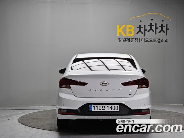 Hyundai AVANTE из Кореи Encar