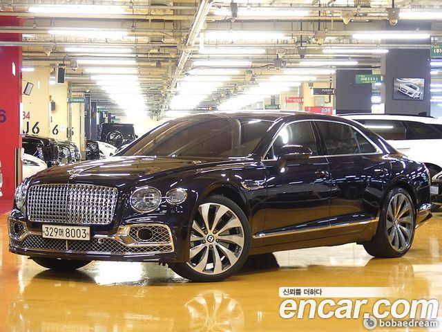 Bentley Flying Spur 4.0 — пробег 24 000 км — фото 2 из 5