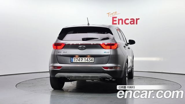 Kia Sportage Diesel 1.7 2WD Trendy — пробег 69 911 км — фото 4 из 5