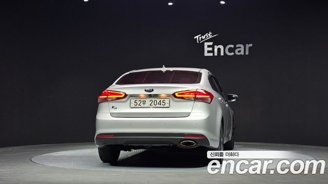 Kia K3 из Кореи Encar