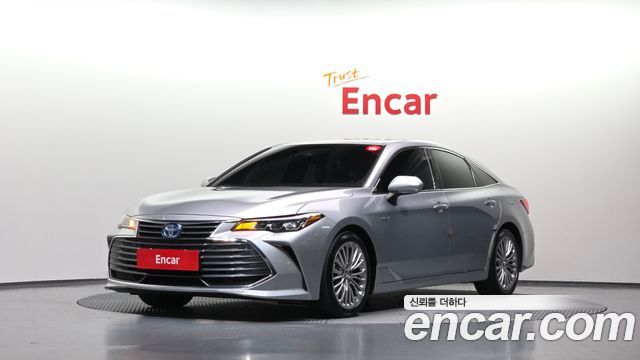 Toyota Avalon 2.5 Hybrid — пробег 125 105 км — фото 1 из 5