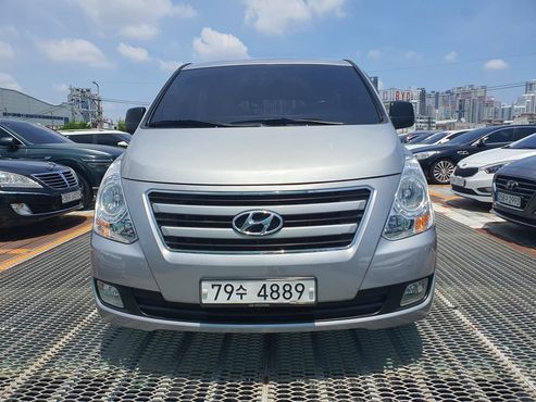 Hyundai Starex 11-Seater Wagon Modern — пробег 95 000 км — фото 1 из 5