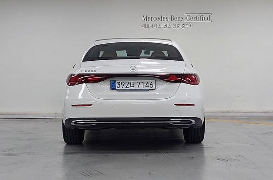 Mercedes-Benz E-Class E200 Avantgarde — пробег 1 734 км — фото 4 из 5