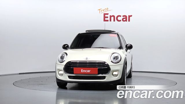 Mini Cooper Standard 3rd — пробег 103 461 км — фото 3 из 5