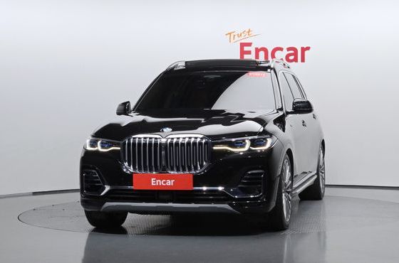 BMW X7 xDrive 30d Design Pure Excellent 6-Seater — пробег 108 465 км — фото 3 из 5