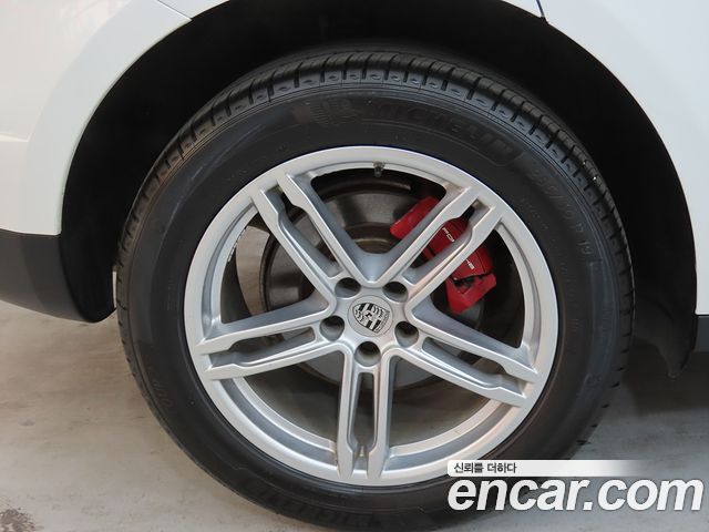 Porsche Macan из Кореи Encar