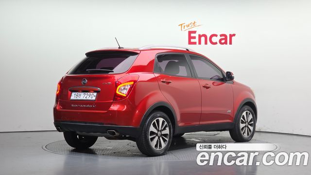 Ssangyong KORANDO 2.0 CVT 4WD Deluxe — пробег 186 660 км — фото 2 из 5