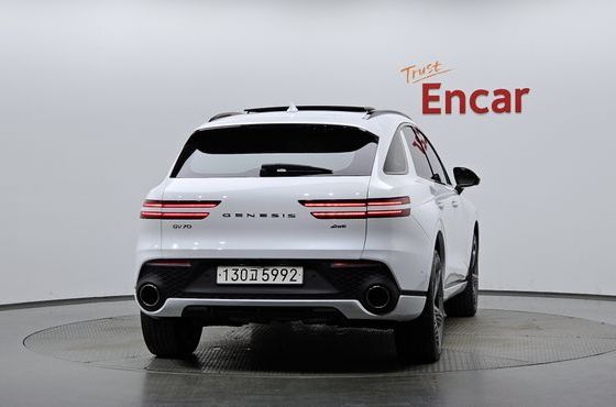 Genesis GV70 2.5T Gasoline AWD — пробег 120 723 км — фото 4 из 5