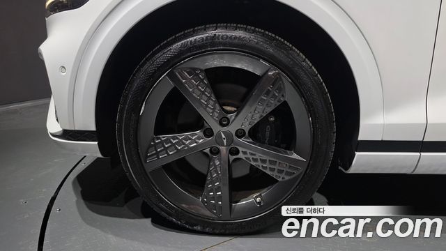 Genesis GV70 из Кореи Encar