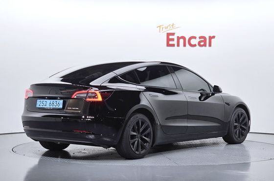 Tesla Model 3 Long Range AWD — пробег 51 355 км — фото 2 из 5