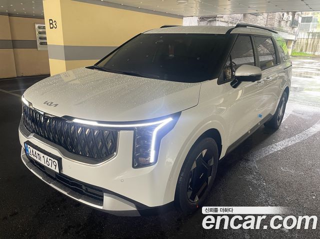 Kia Carnival HEV 9 seater Prestige — пробег 1 800 км — фото 4 из 5