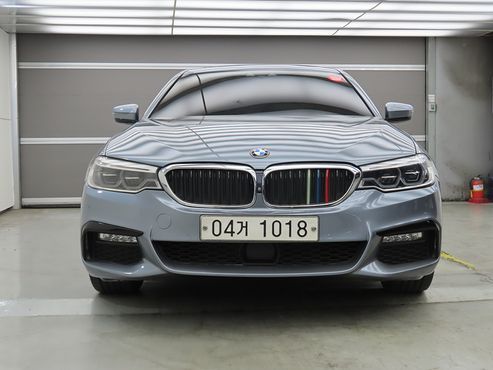 BMW 5-Series 520d xDrive M Sport Package Plus — пробег 178 747 км — фото 3 из 5