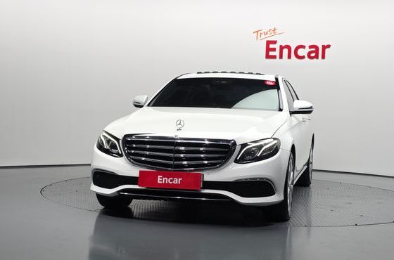 Mercedes-Benz E-Class E220d Exclusive — пробег 149 707 км — фото 3 из 5