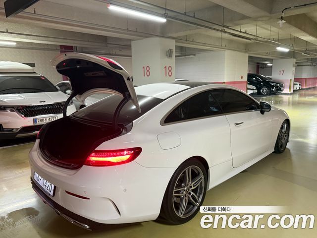 Mercedes-Benz E-Class из Кореи Encar