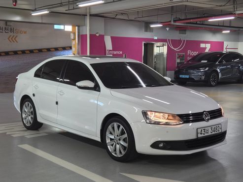 Volkswagen Jetta 2.0 TDI 6th — пробег 54 957 км — фото 3 из 5
