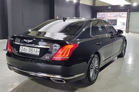 Genesis EQ900 3.8 GDI AWD Luxury — пробег 140 000 км — фото 4 из 5