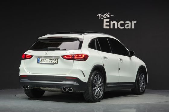 Mercedes-Benz GLA-Class GLA45 AMG 4MATIC+ — пробег 97 106 км — фото 2 из 5
