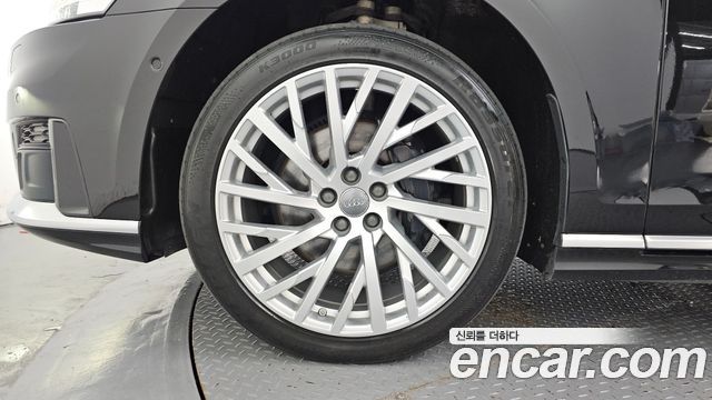 Audi A8 из Кореи Encar