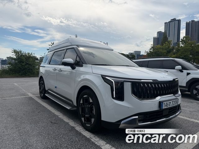 Kia Carnival HEV 9-Seater Hi-Limousine Signature — пробег 980 км — фото 3 из 5