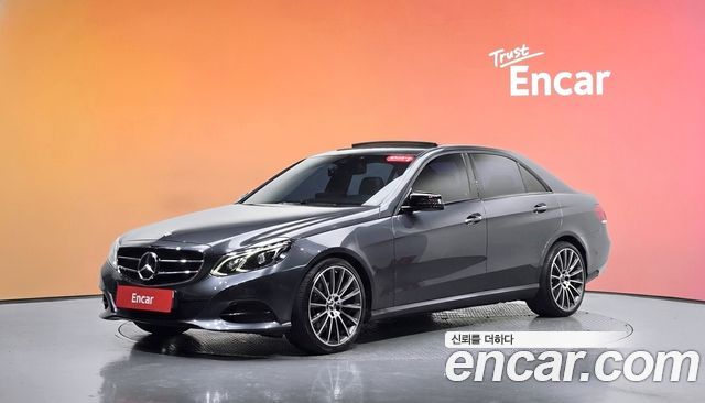 Mercedes-Benz E-Class E220 Bluetec Avantgarde Sport — пробег 163 164 км — фото 1 из 5