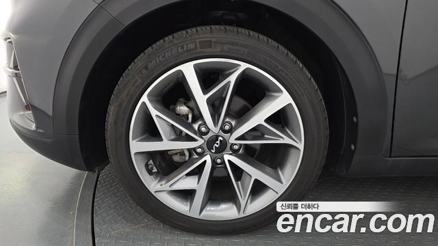 Kia Niro 1.6 HEV Signature — пробег 34 979 км — фото 5 из 5