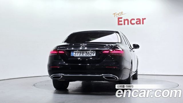 Mercedes-Benz E-Class E300e 4MATIC Exclusive — пробег 190 324 км — фото 4 из 5