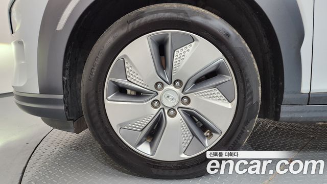 Hyundai Kona Premium — пробег 92 029 км — фото 5 из 5