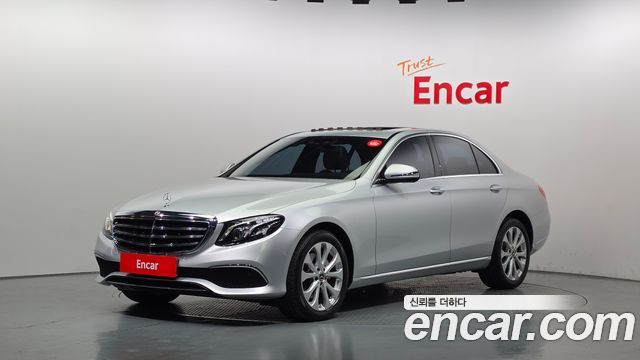 Mercedes-Benz E-Class E220d 4MATIC Exclusive — пробег 49 981 км — фото 1 из 5