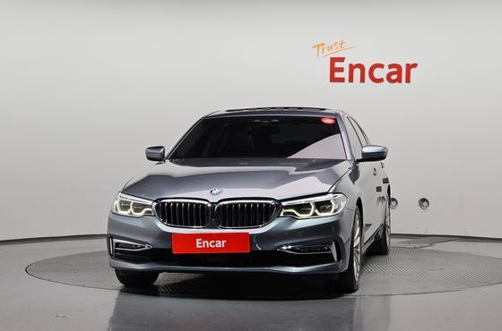 BMW 5-Series 520d Luxury Plus — пробег 92 992 км — фото 3 из 5