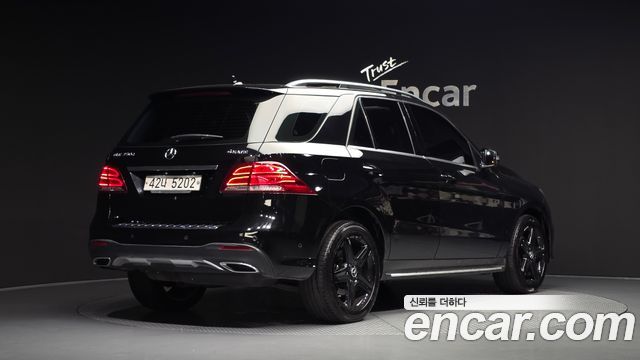 Mercedes-Benz GLE-Class GLE350 d 4MATIC — пробег 129 293 км — фото 2 из 5
