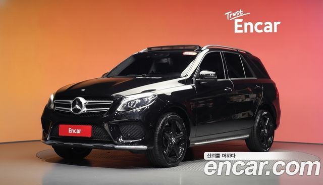 Mercedes-Benz GLE-Class GLE350 d 4MATIC — пробег 129 293 км — фото 1 из 5
