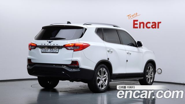 Ssangyong Rexton Diesel 2.2 4WD Prime — пробег 59 365 км — фото 2 из 5