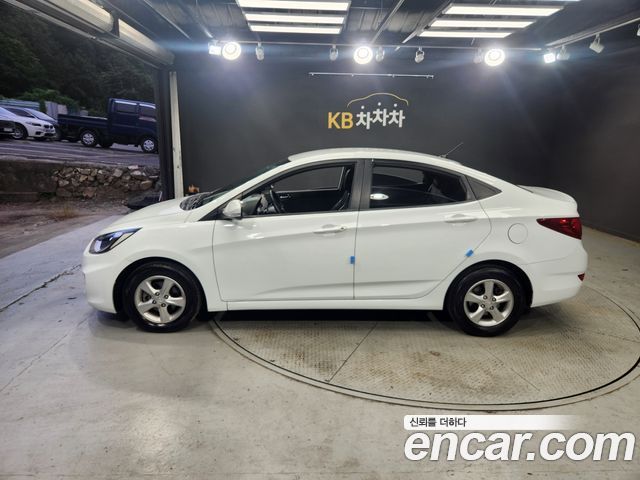 Hyundai Accent Diesel 1.6 VGT Premier — пробег 169 713 км — фото 3 из 5