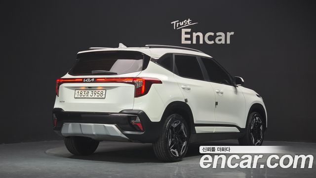 Kia Seltos из Кореи Encar