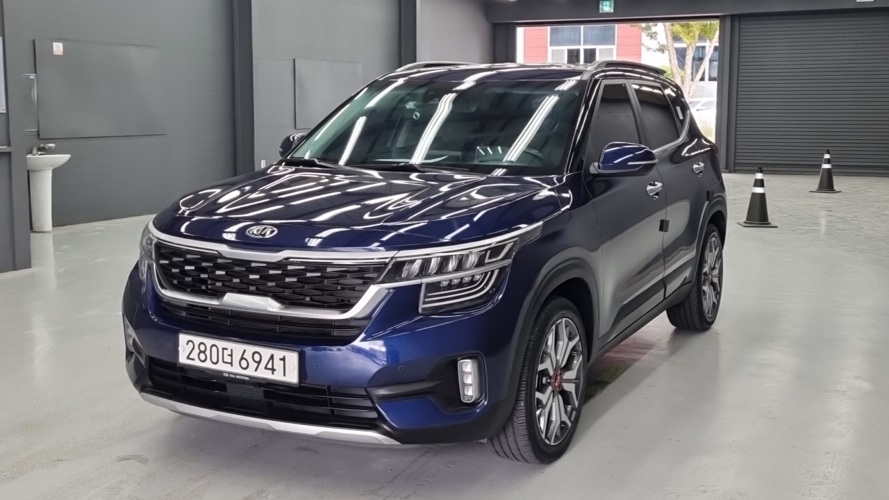 Kia Seltos из Кореи Encar