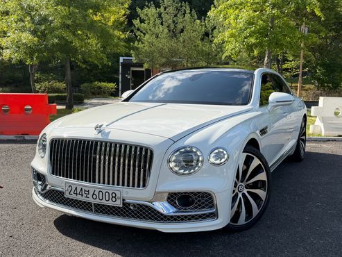 Bentley Flying Spur 4.0 Azure — пробег 36 800 км — фото 1 из 5