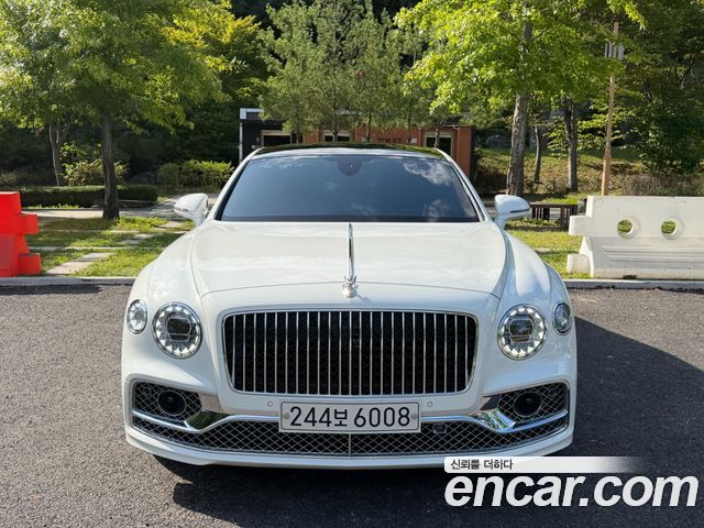 Bentley Flying Spur 4.0 Azure — пробег 36 800 км — фото 3 из 5