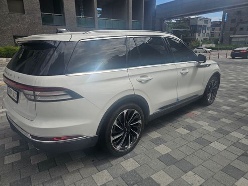 Lincoln Aviator 3.0 Reserve AWD — пробег 21 000 км — фото 2 из 5