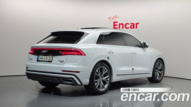 Audi Q8 50 TDI Quattro Premium — пробег 121 097 км — фото 2 из 5