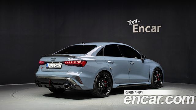 Audi RS3 2.5 TFSI Quattro — пробег 1 824 км — фото 2 из 5