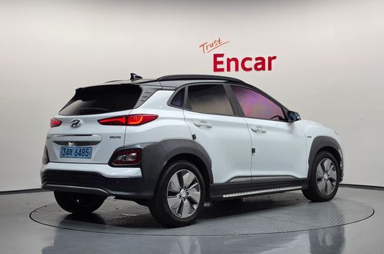 Hyundai Kona Premium — пробег 177 407 км — фото 2 из 5
