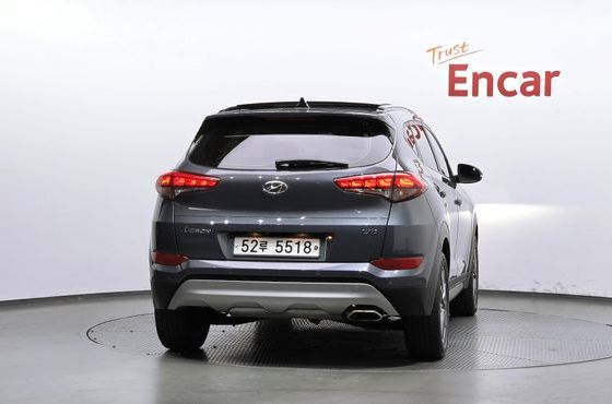 Hyundai Tucson Diesel 1.7 2WD Premium — пробег 144 671 км — фото 4 из 5
