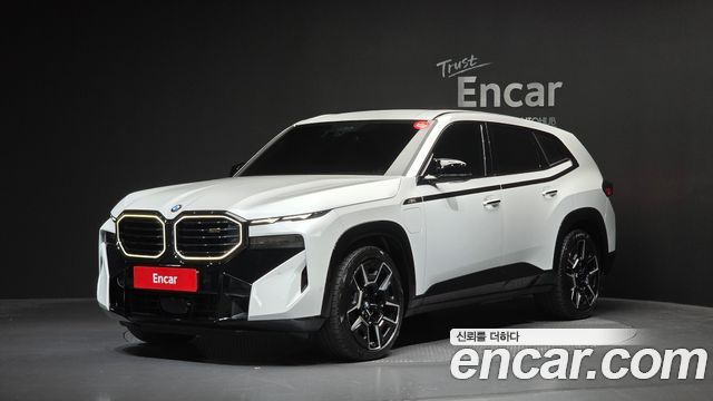 BMW XM 4.4 — пробег 2 836 км — фото 1 из 5