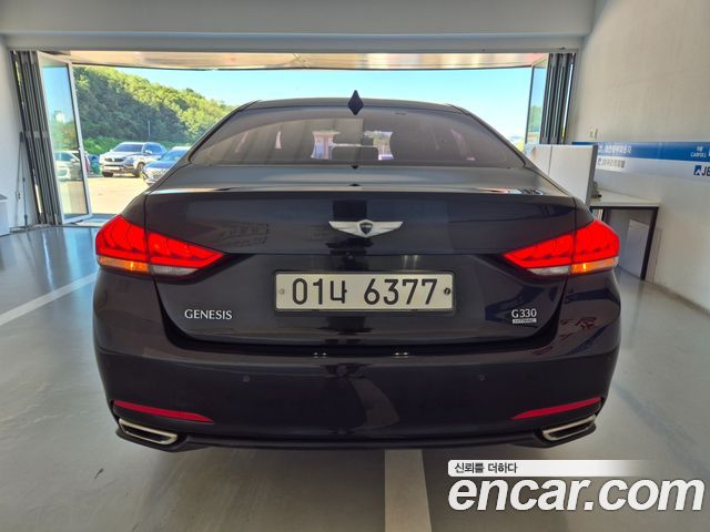 Hyundai Genesis из Кореи Encar