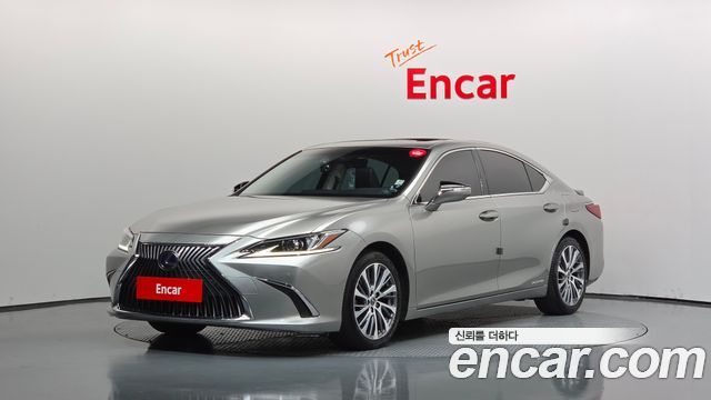 Lexus ES Luxury — пробег 113 159 км — фото 1 из 5