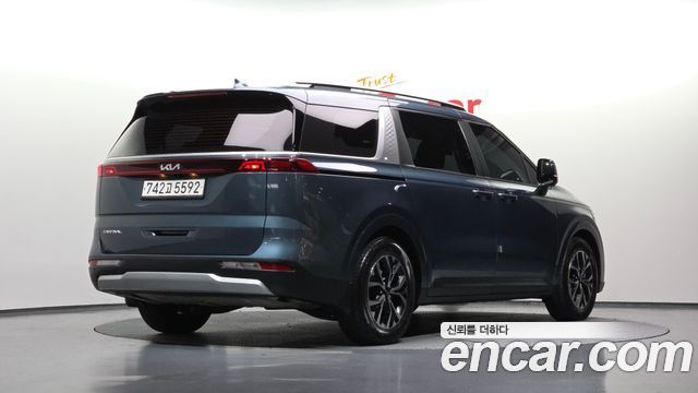Kia Carnival Diesel 11-Seater Prestige — пробег 80 857 км — фото 2 из 5